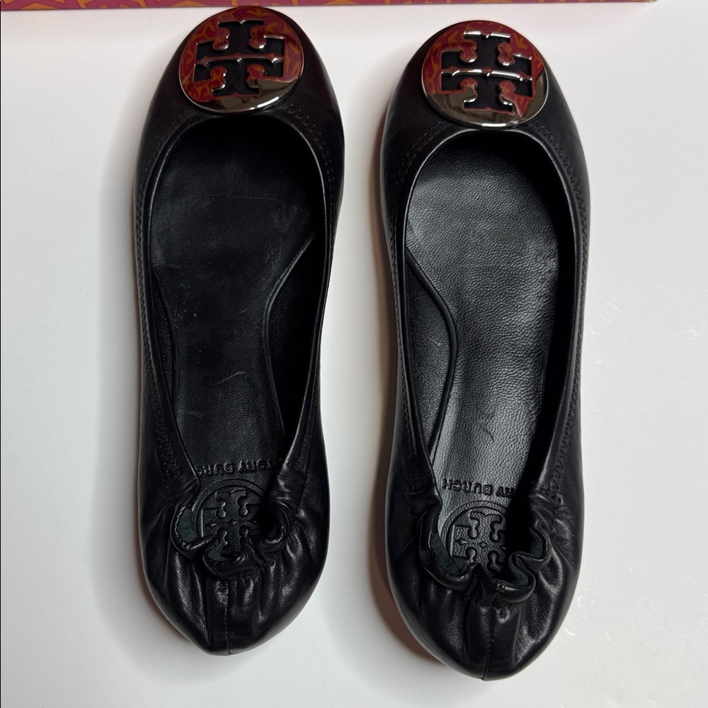 Tory Burch classic Reva ballet flat with silver logo - Picture 6 of 9